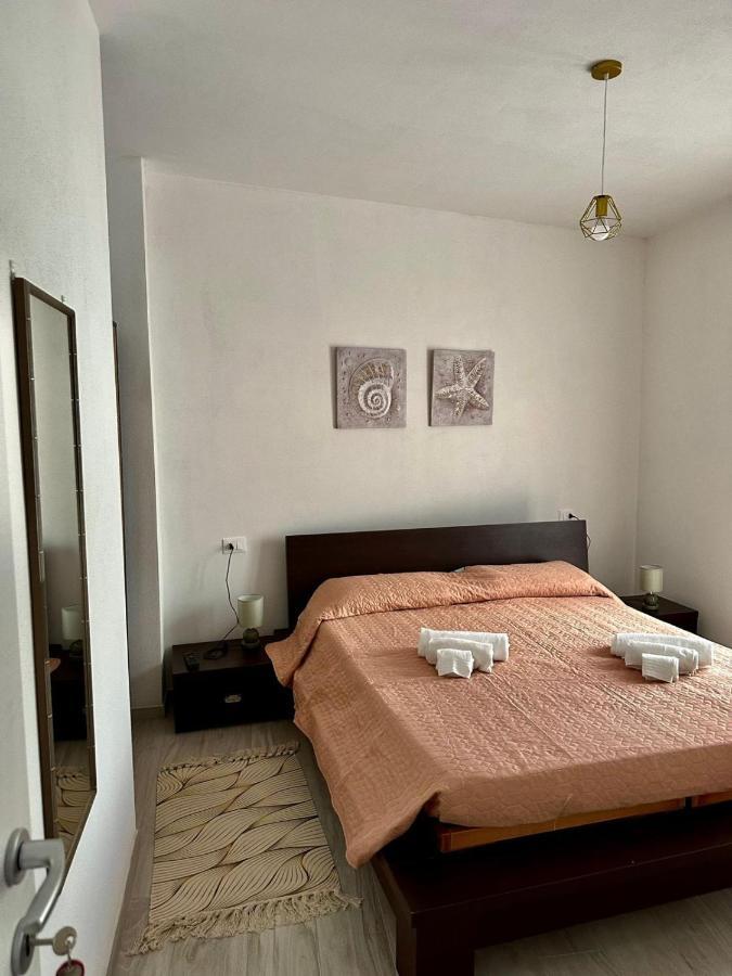 B&B Luchia Орозей Екстер'єр фото